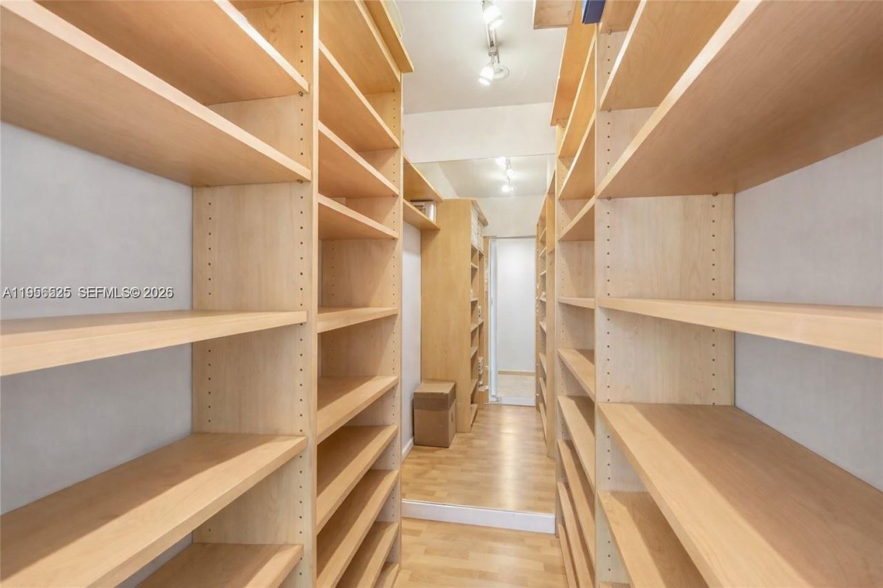 8801 Dickens Ave, Surfside, FL 33154 Photo