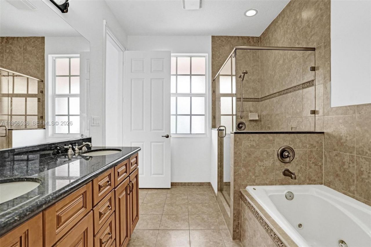 8335 NW 8th Ter, Boca Raton, FL 33487 Photo