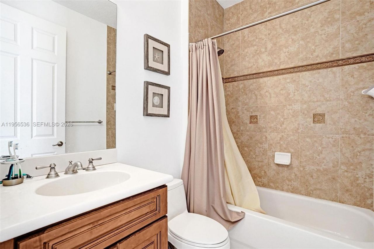 8335 NW 8th Ter, Boca Raton, FL 33487 Photo