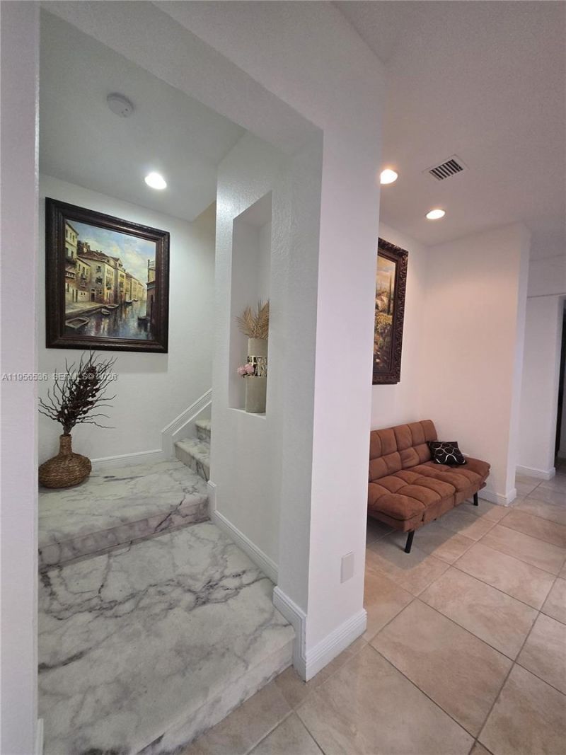 8335 NW 8th Ter, Boca Raton, FL 33487 Photo