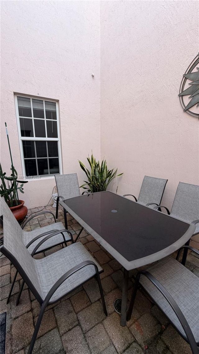 8335 NW 8th Ter, Boca Raton, FL 33487 Photo