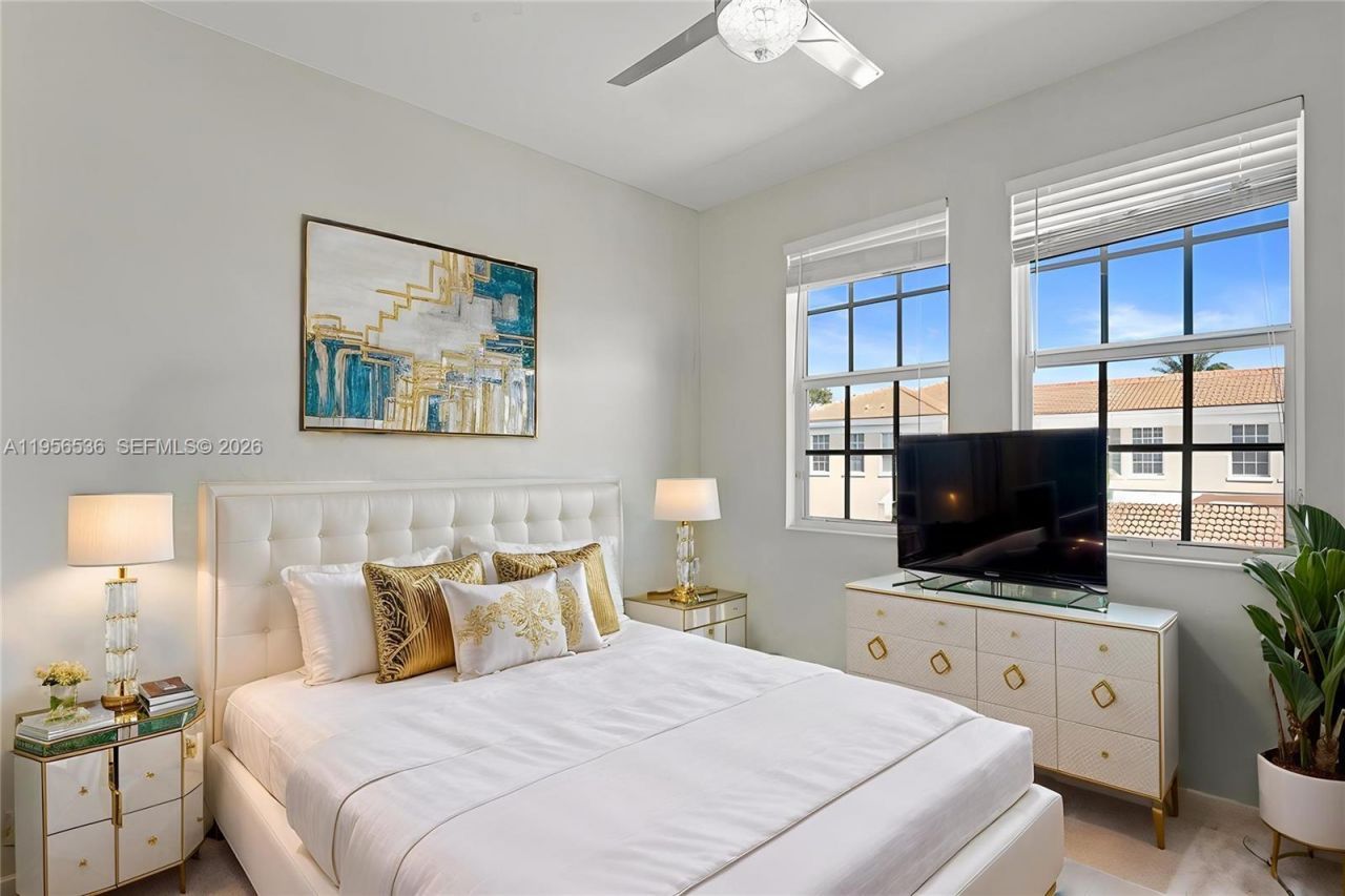 8335 NW 8th Ter, Boca Raton, FL 33487 Photo