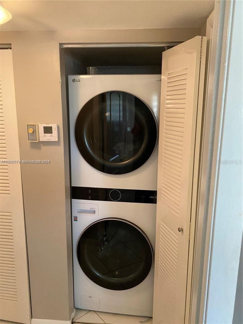 2205 S Cypress Bend Dr, #302, Unit 302, Pompano Beach, FL 33069 Photo