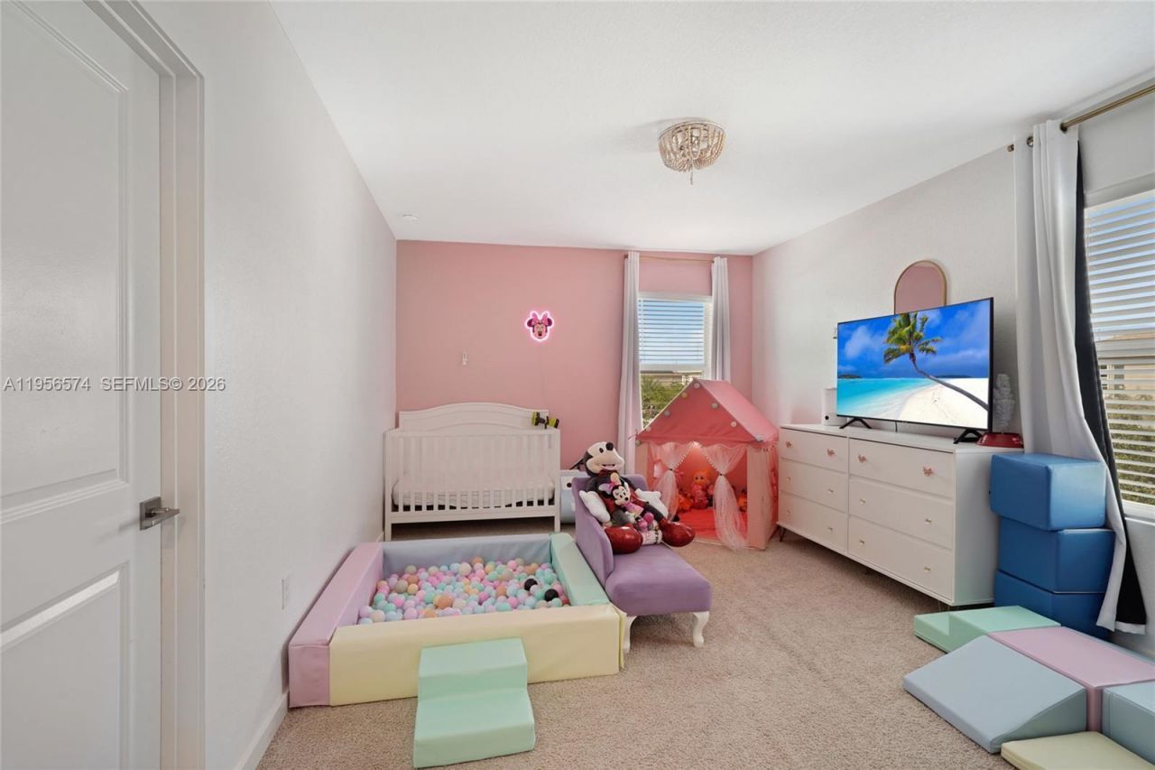 572 NE 6th Pl, Homestead, FL 33034 Photo