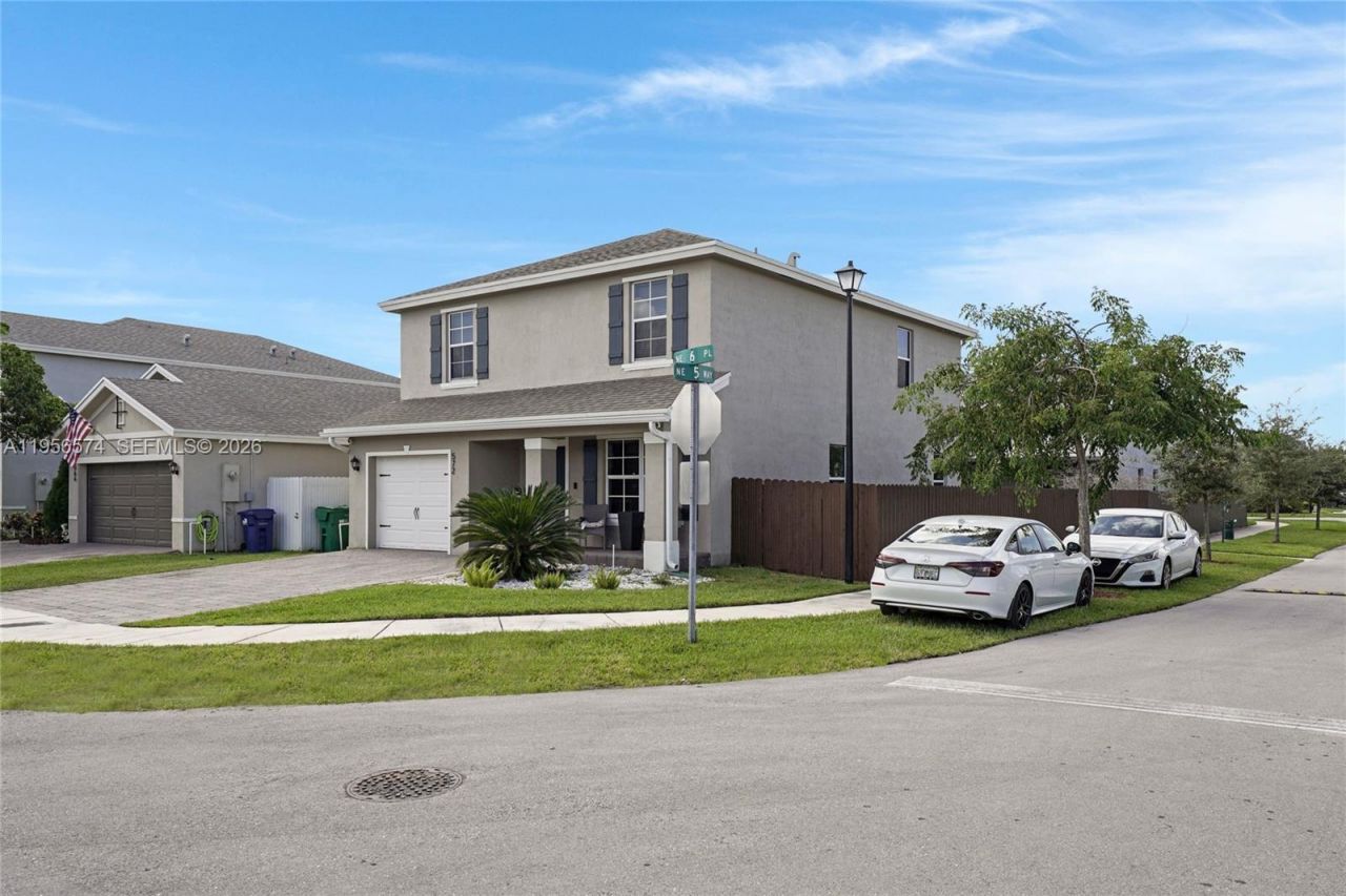 572 NE 6th Pl, Homestead, FL 33034 Photo