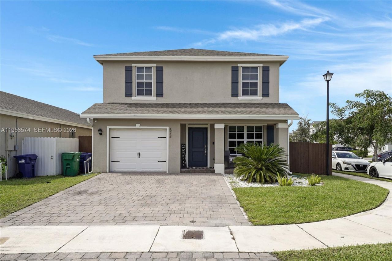 572 NE 6th Pl, Homestead, FL 33034 Photo