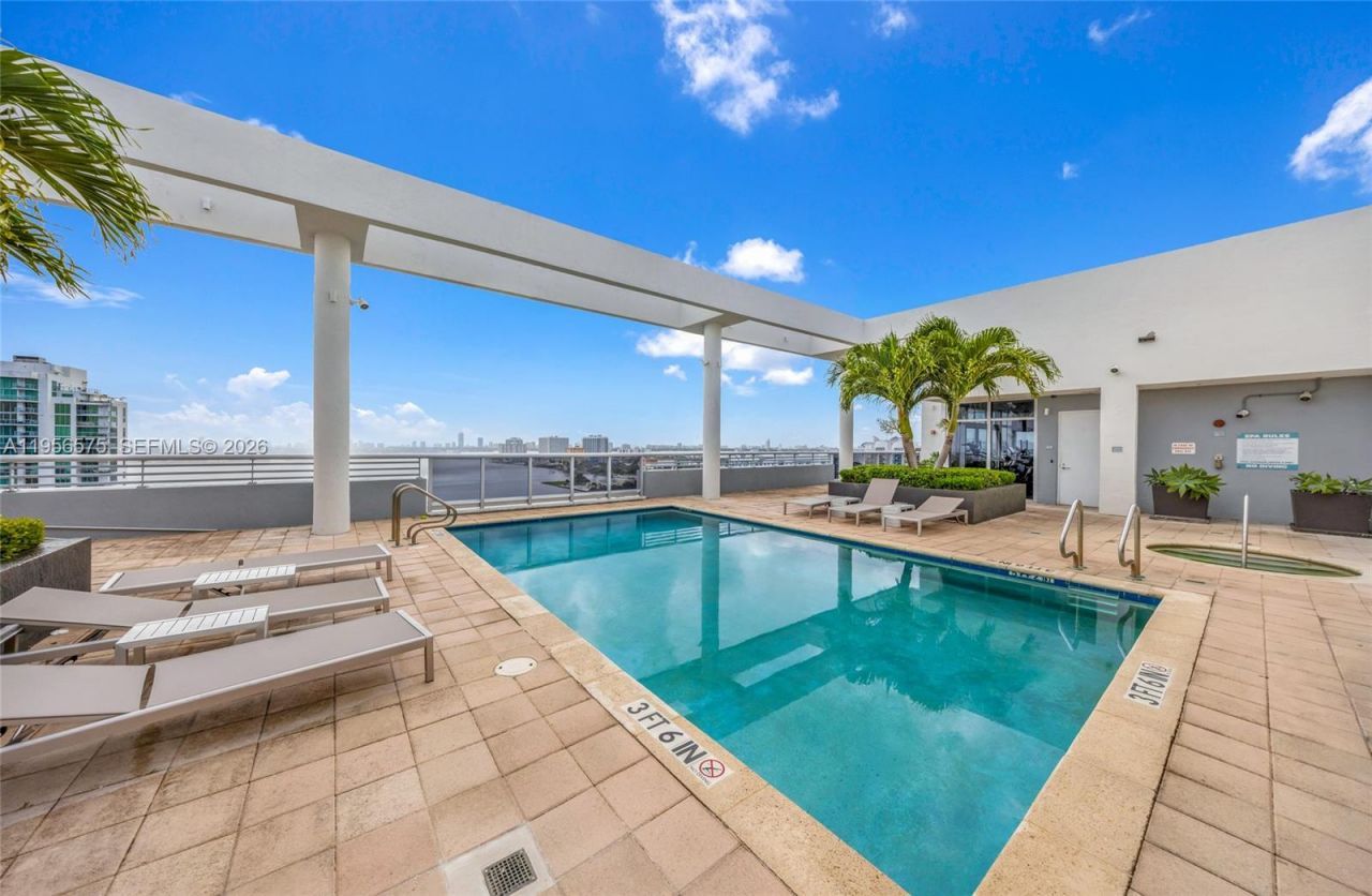 7929 West Dr, Unit 1503, North Bay Village, FL 33141 Photo