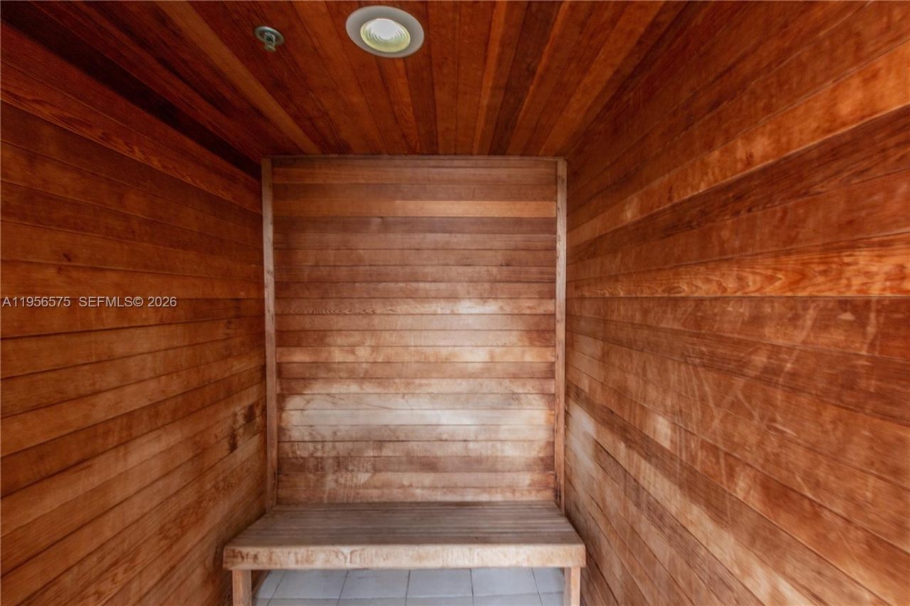 7929 West Dr, Unit 1503, North Bay Village, FL 33141 Photo