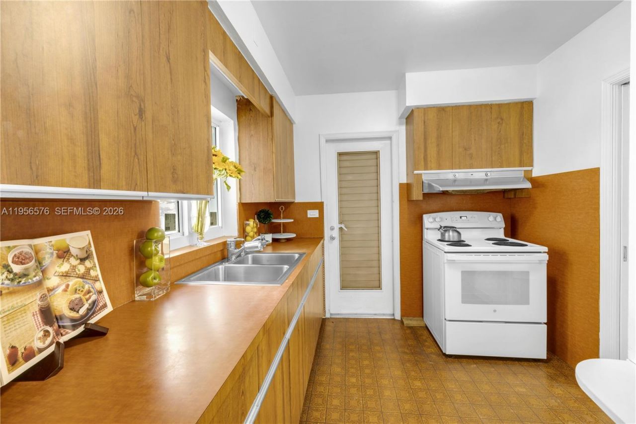 236 Candia Ave, Coral Gables, FL 33134 Photo