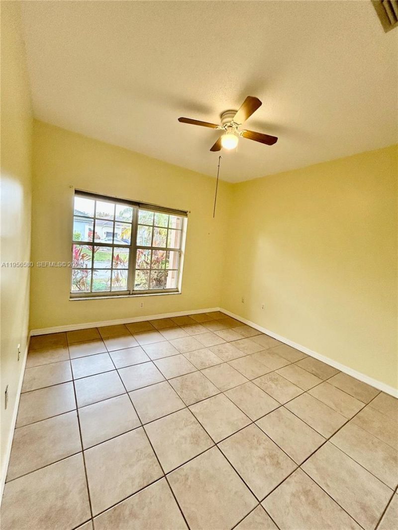 21523 SW 90th Ave, Cutler Bay, FL 33189 Photo