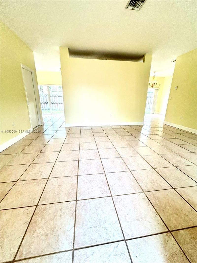 21523 SW 90th Ave, Cutler Bay, FL 33189 Photo