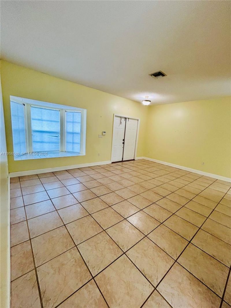 21523 SW 90th Ave, Cutler Bay, FL 33189 Photo