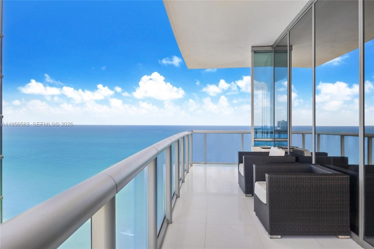 17121 Collins Ave, Unit 2608, Sunny Isles Beach, FL 33160 Photo
