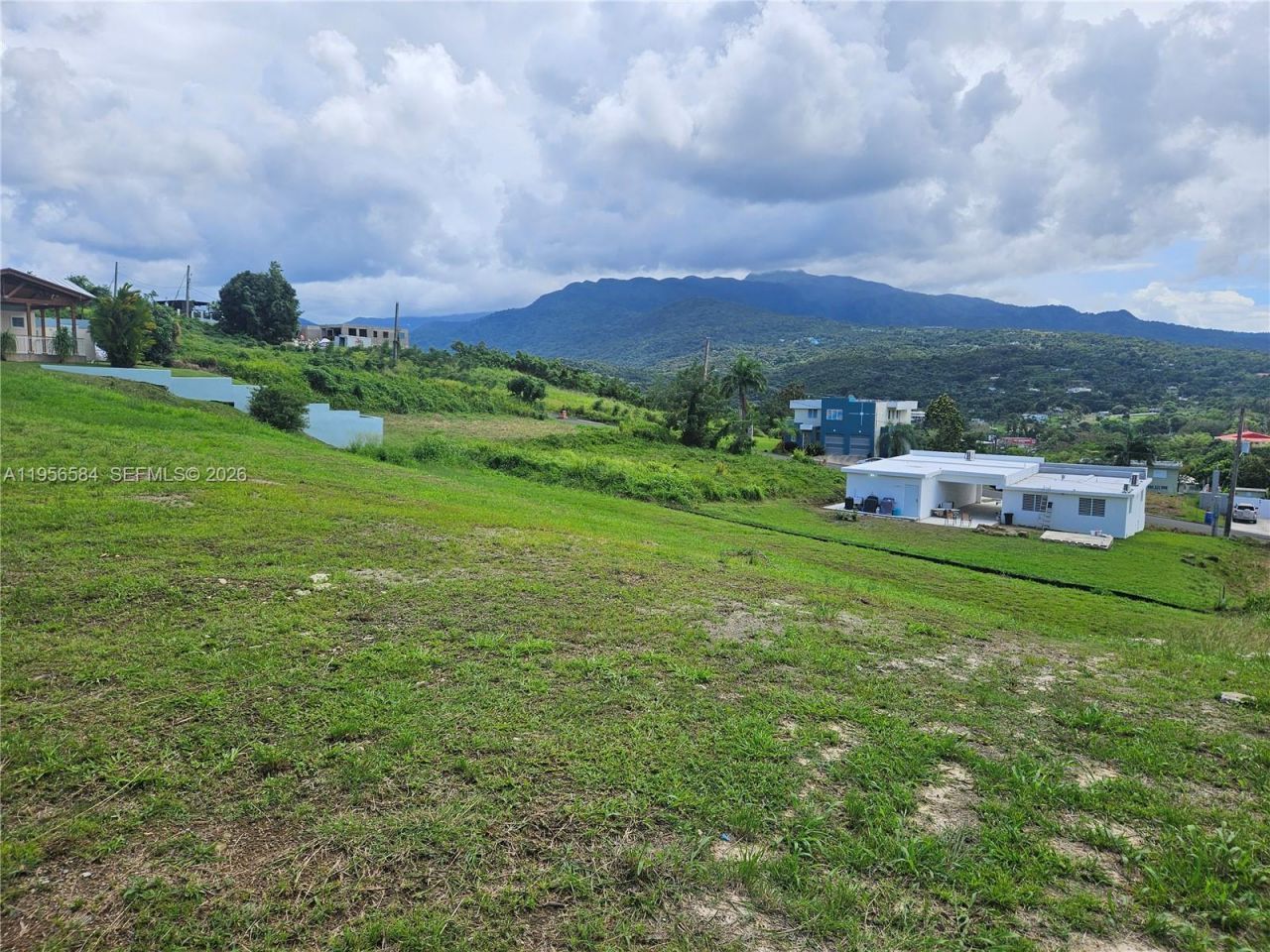 Urb Mirador De Palmer . Solar 41 Rio Grande, Rio Grande, PR 00745 Photo