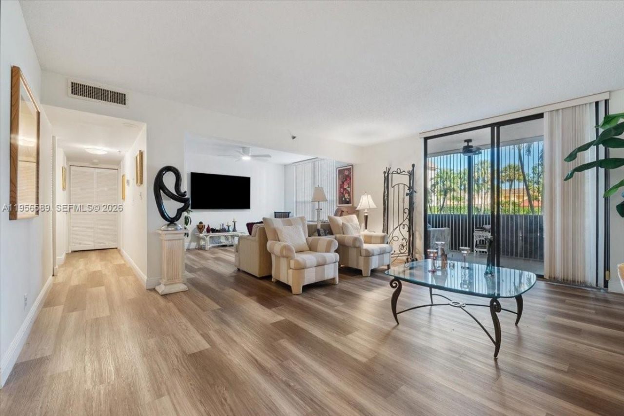 7201 Promenade Dr, Unit 101, Boca Raton, FL 33433 Photo