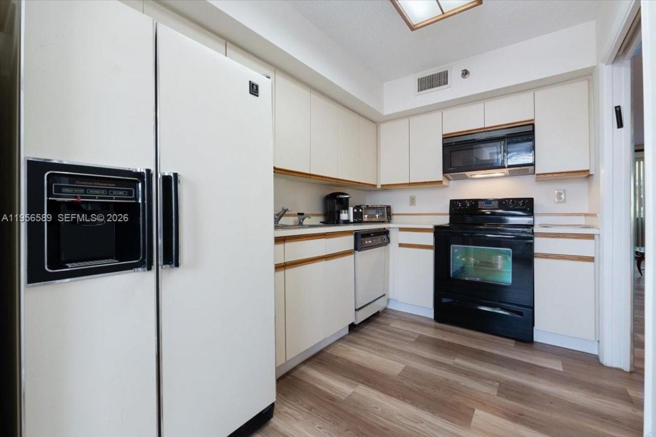 7201 Promenade Dr, Unit 101, Boca Raton, FL 33433 Photo