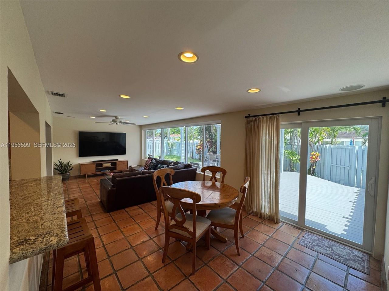 1110 Redbird Ave, Miami Springs, FL 33166 Photo