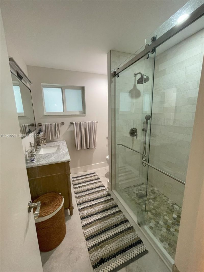 1110 Redbird Ave, Miami Springs, FL 33166 Photo