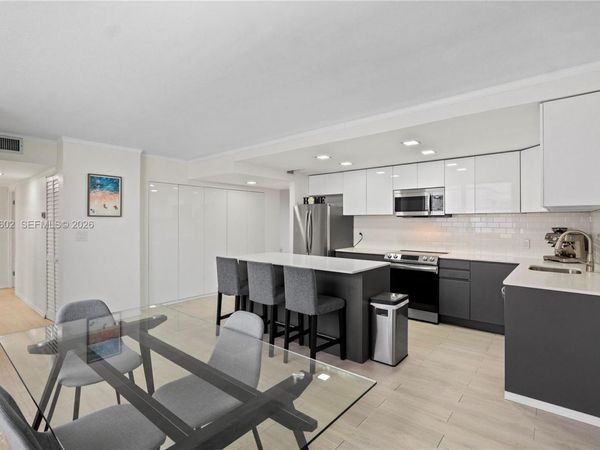 3440 NE 192nd St, Unit 5P-A, Aventura, FL 33180