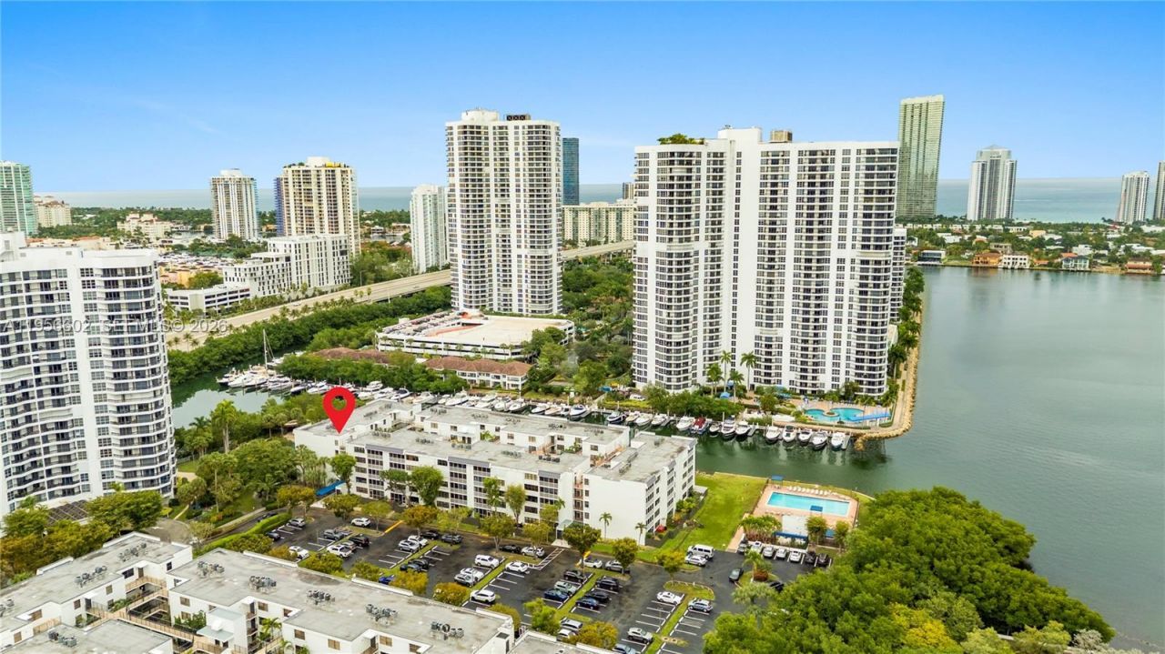 3440 NE 192nd St, Unit 5P-A, Aventura, FL 33180 Photo