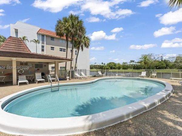 3774 Inverrary Blvd , Unit 101P, Lauderhill, FL 33319