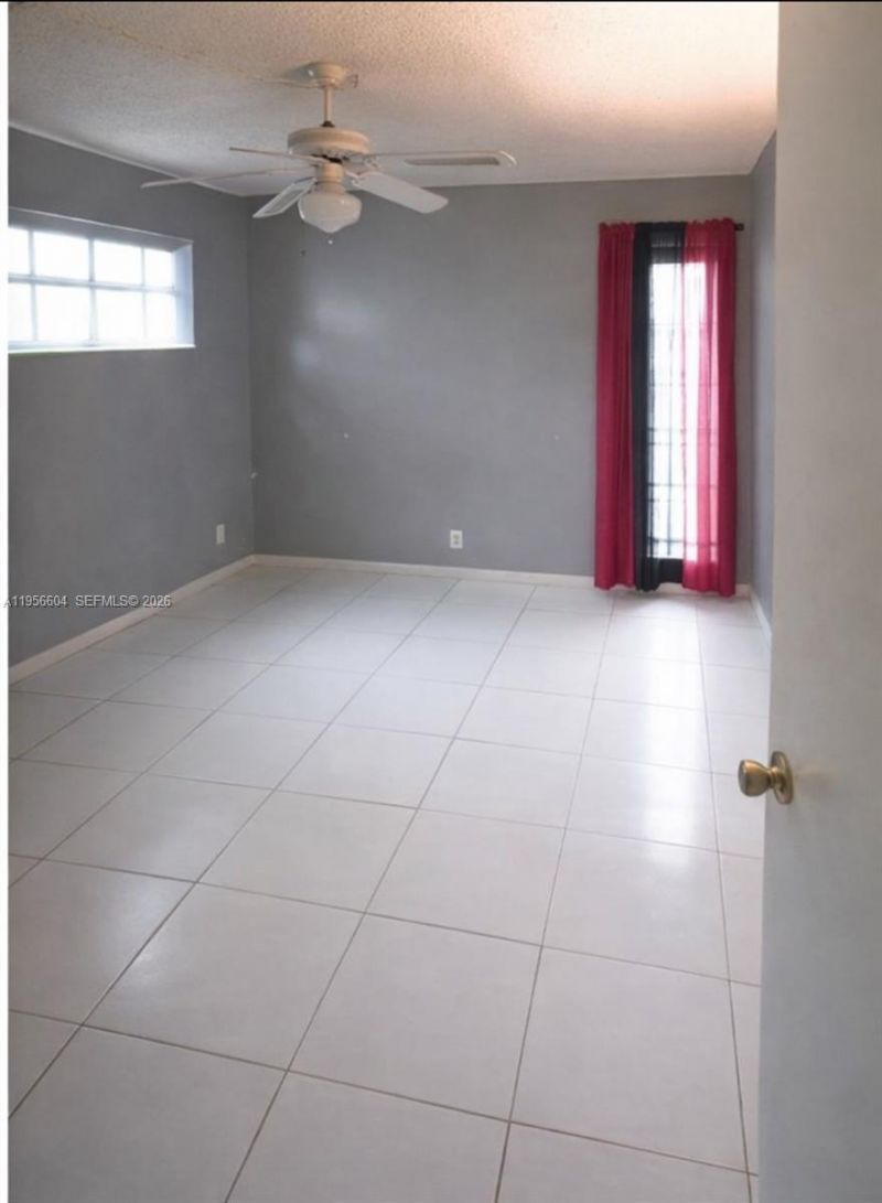 3774 Inverrary Blvd , Unit 101P, Lauderhill, FL 33319 Photo
