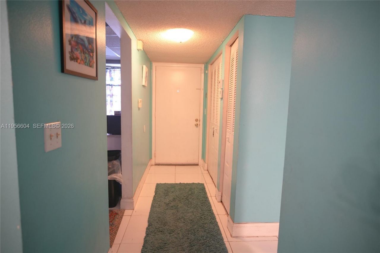 3774 Inverrary Blvd , Unit 101P, Lauderhill, FL 33319 Photo