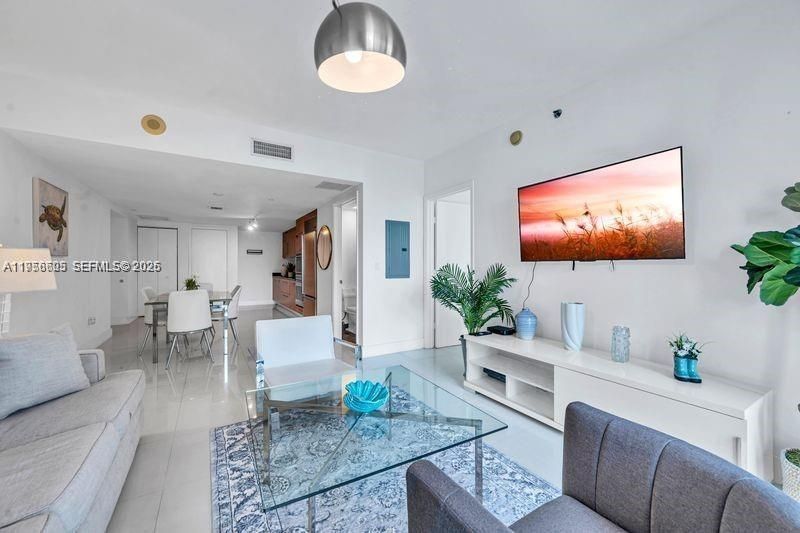 485 Brickell Ave, Unit 1711, Miami, FL 33131 Photo