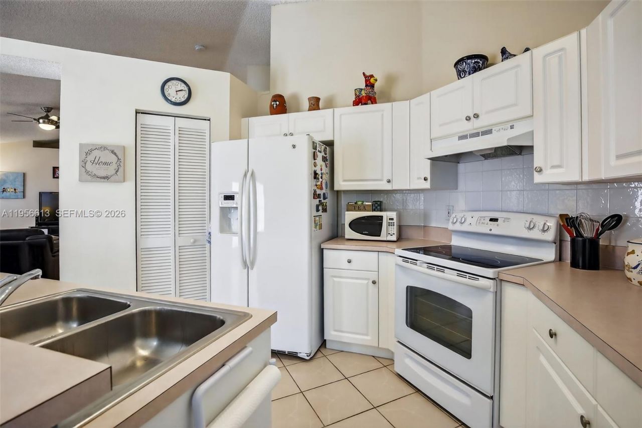 7306 NW 1st Mnr , Plantation, FL 33317 Photo