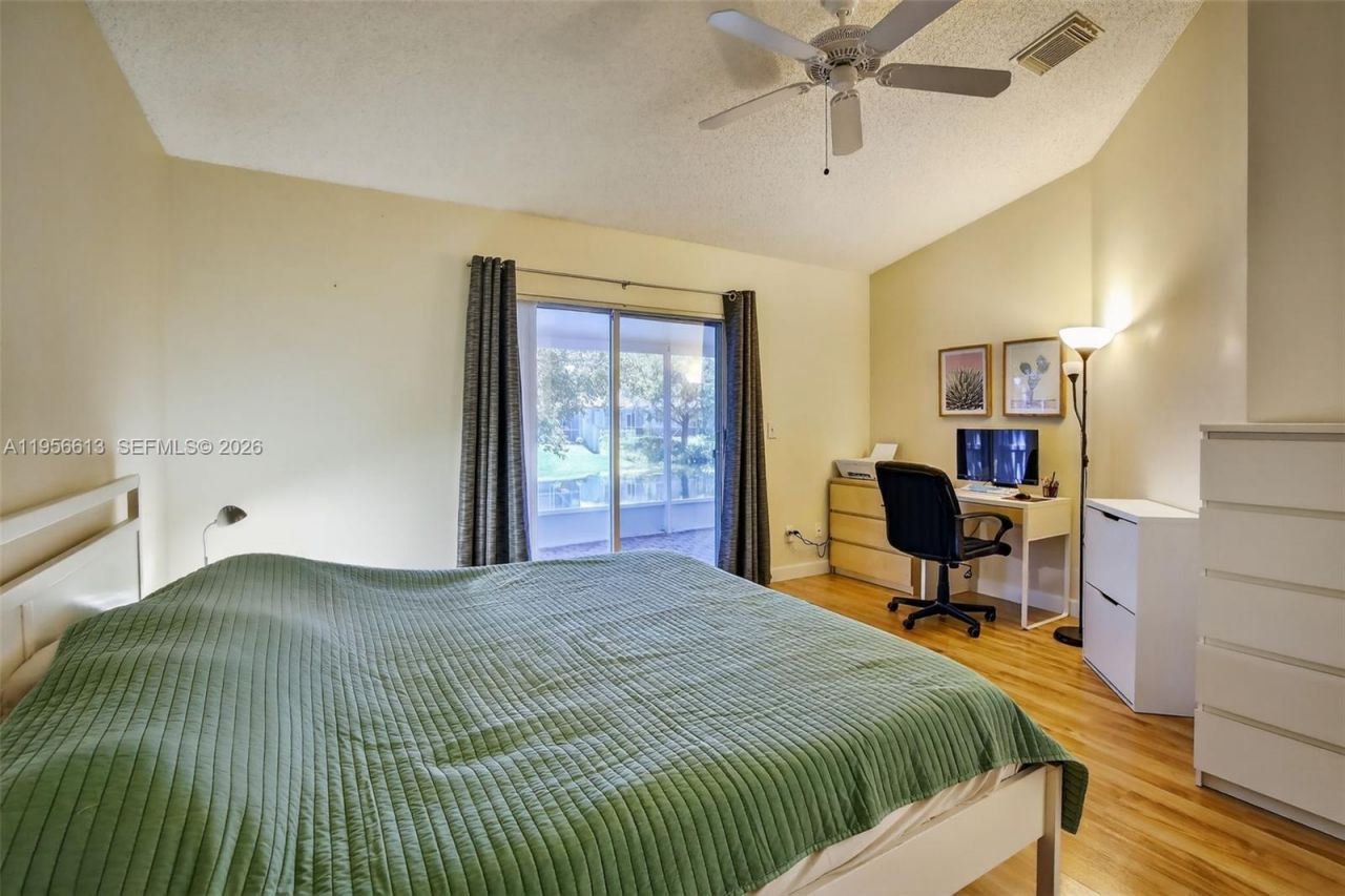 7306 NW 1st Mnr , Plantation, FL 33317 Photo