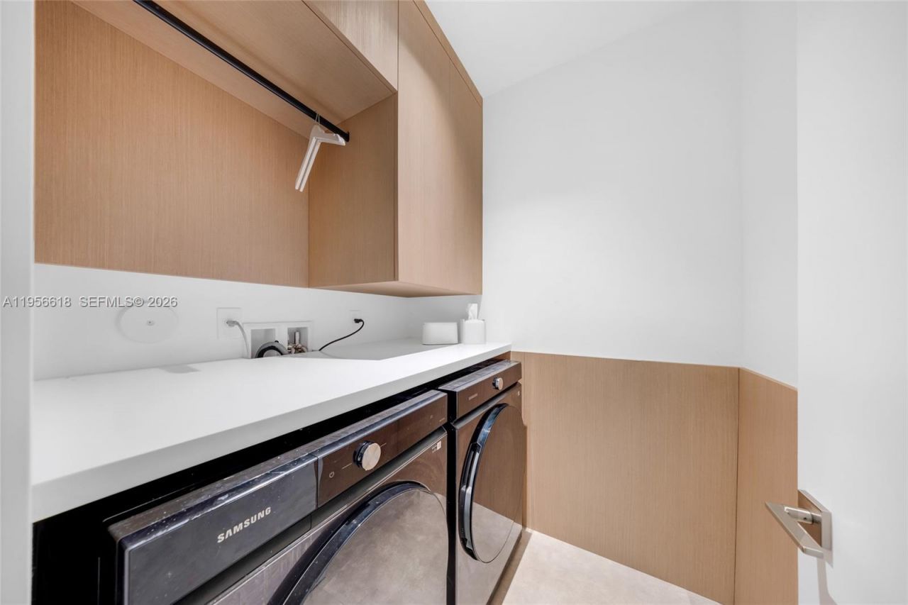 7541 NW 97th Ct, Doral, FL 33178 Photo