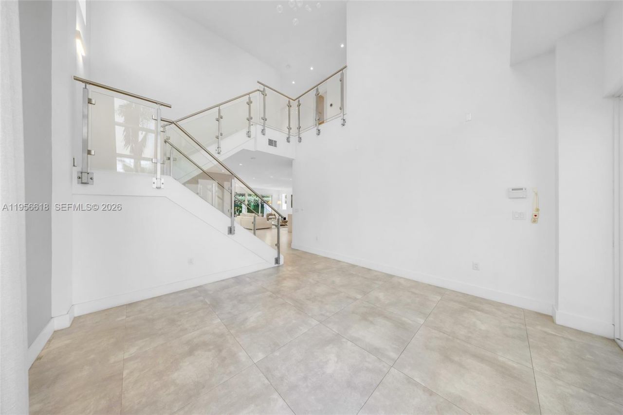 7541 NW 97th Ct, Doral, FL 33178 Photo