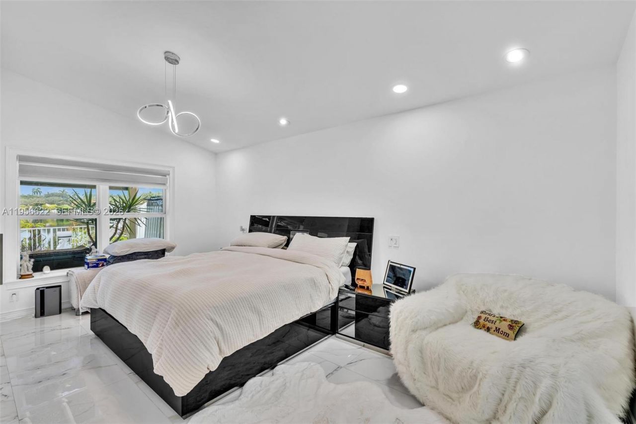 3388 SW 49th St , Hollywood, FL 33312 Photo