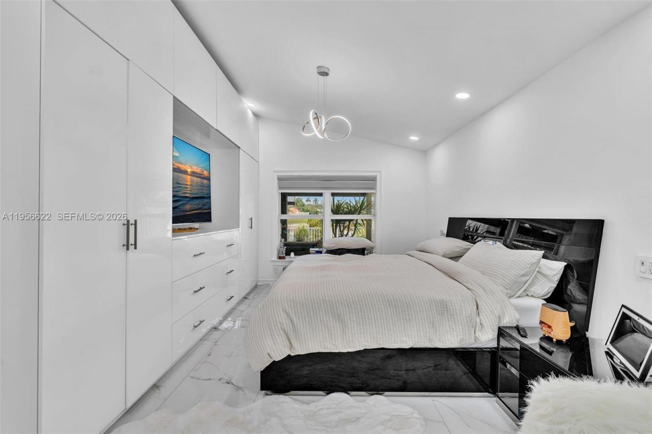 3388 SW 49th St , Hollywood, FL 33312 Photo