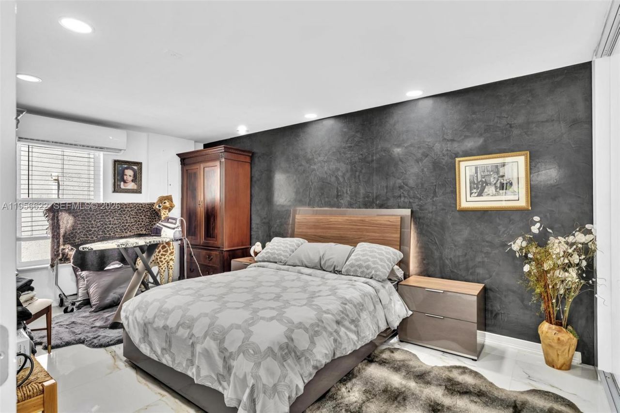 3388 SW 49th St , Hollywood, FL 33312 Photo