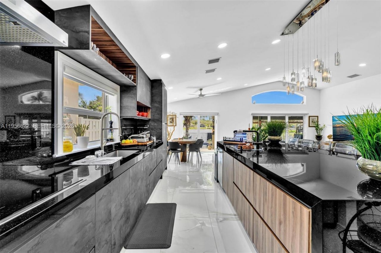 3388 SW 49th St , Hollywood, FL 33312 Photo