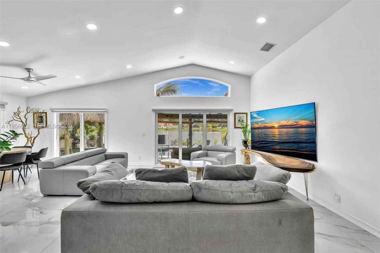 3388 SW 49th St , Hollywood, FL 33312 Photo