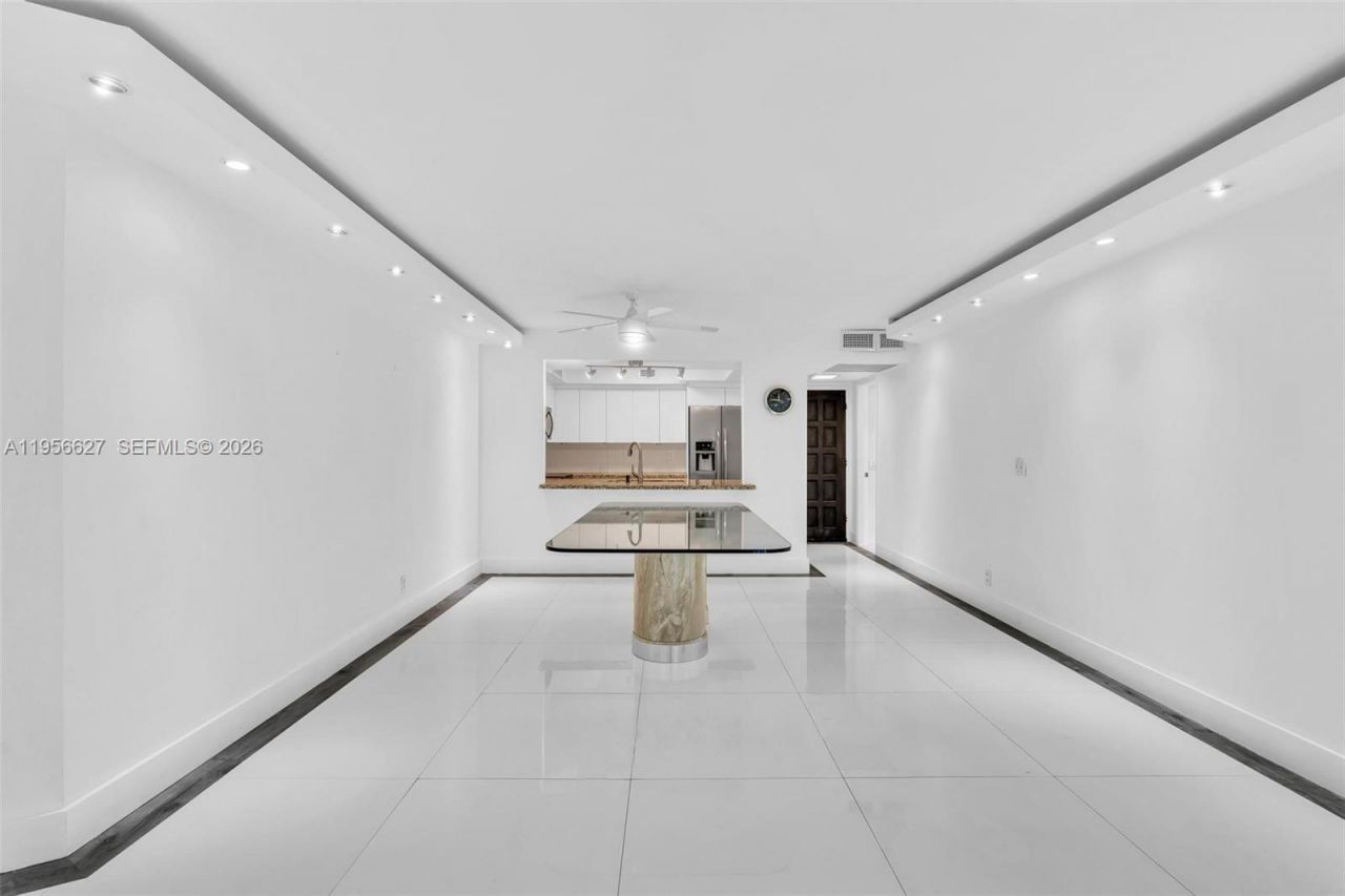 3800 N Hills Dr , Unit 312, Hollywood, FL 33021 Photo