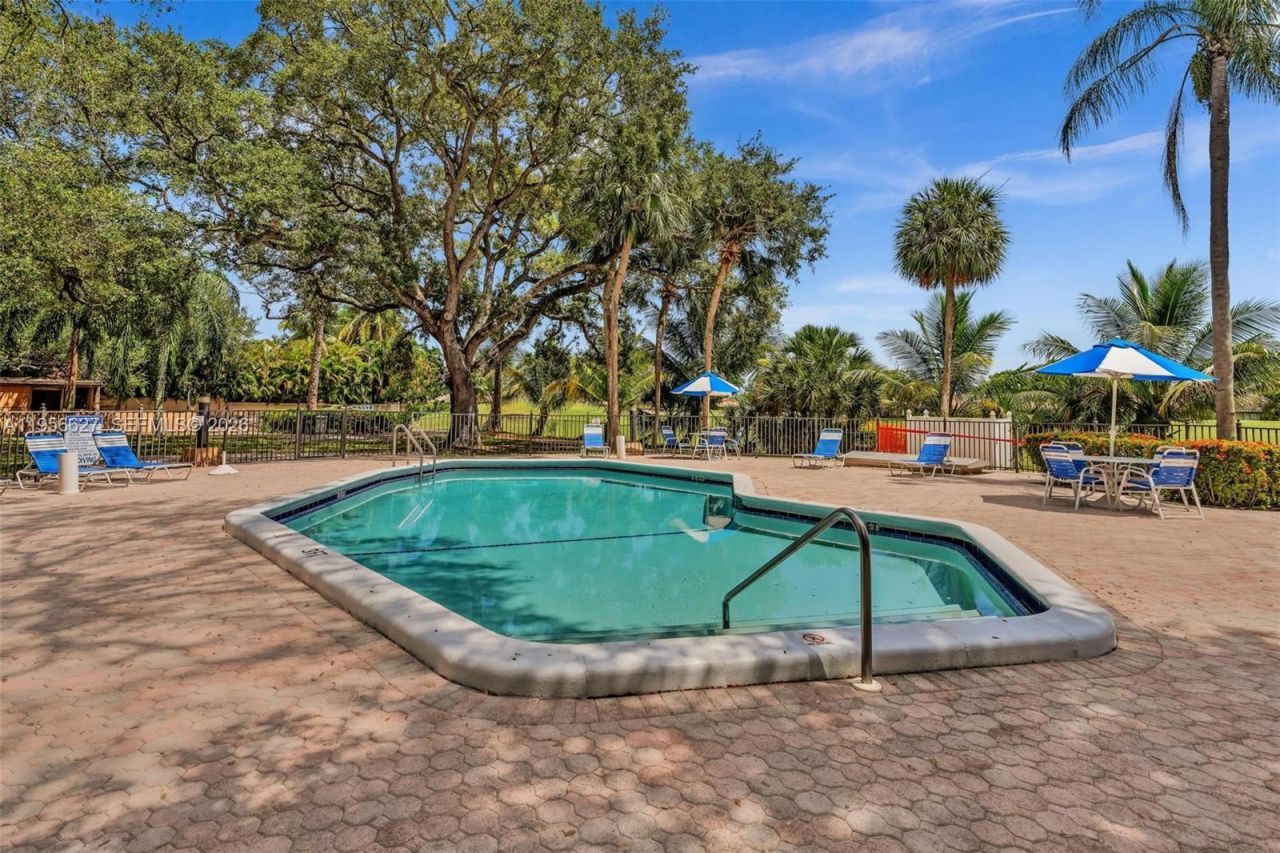 3800 N Hills Dr , Unit 312, Hollywood, FL 33021 Photo