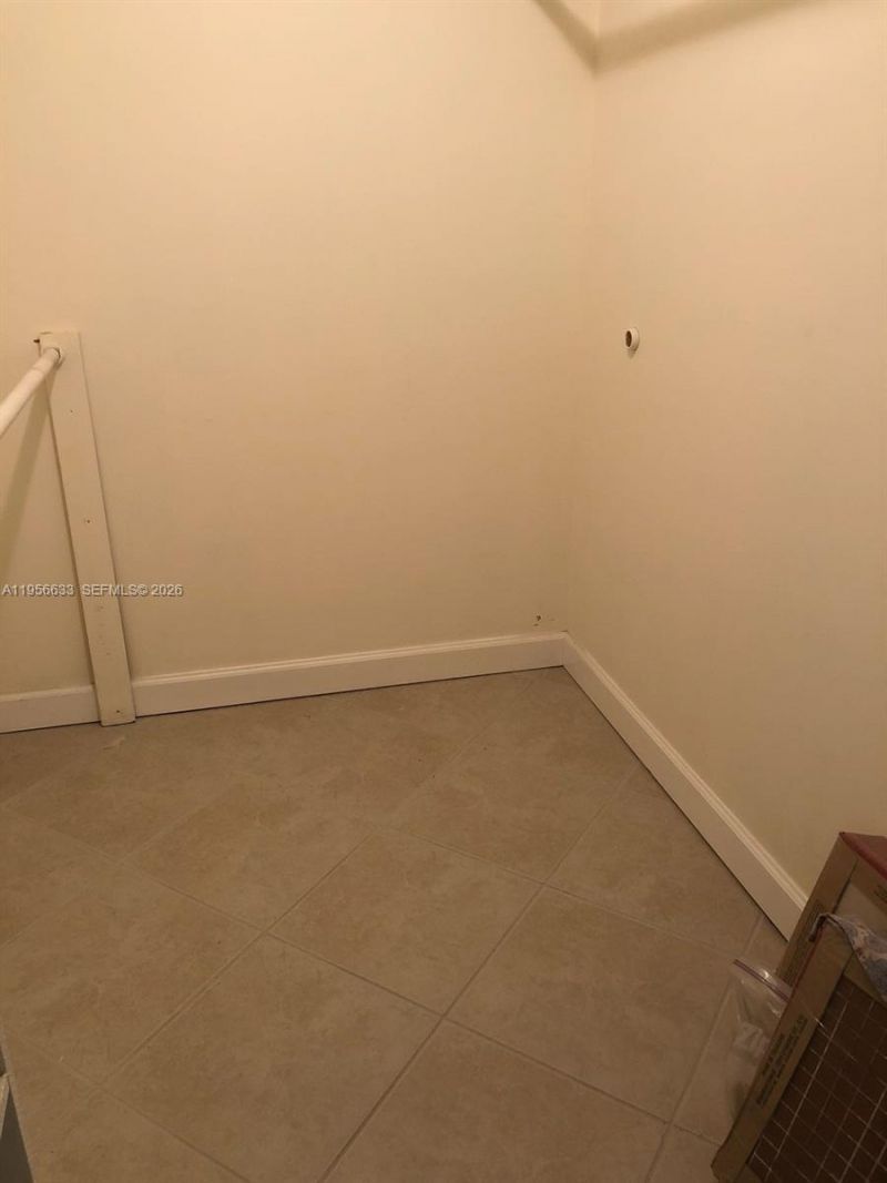 4000 N Hills Dr , Unit 32, Hollywood, FL 33021 Photo