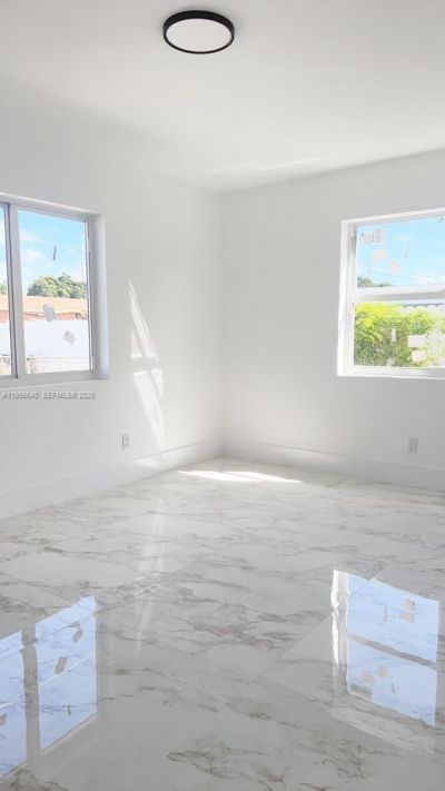 1013 NW 1st Ave , Hallandale Beach, FL 33009 Photo