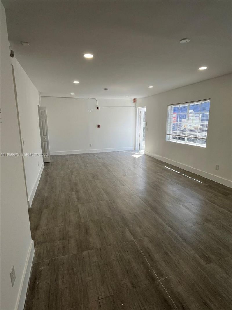7116 Bay Dr, Unit 6, Miami Beach, FL 33141 Photo
