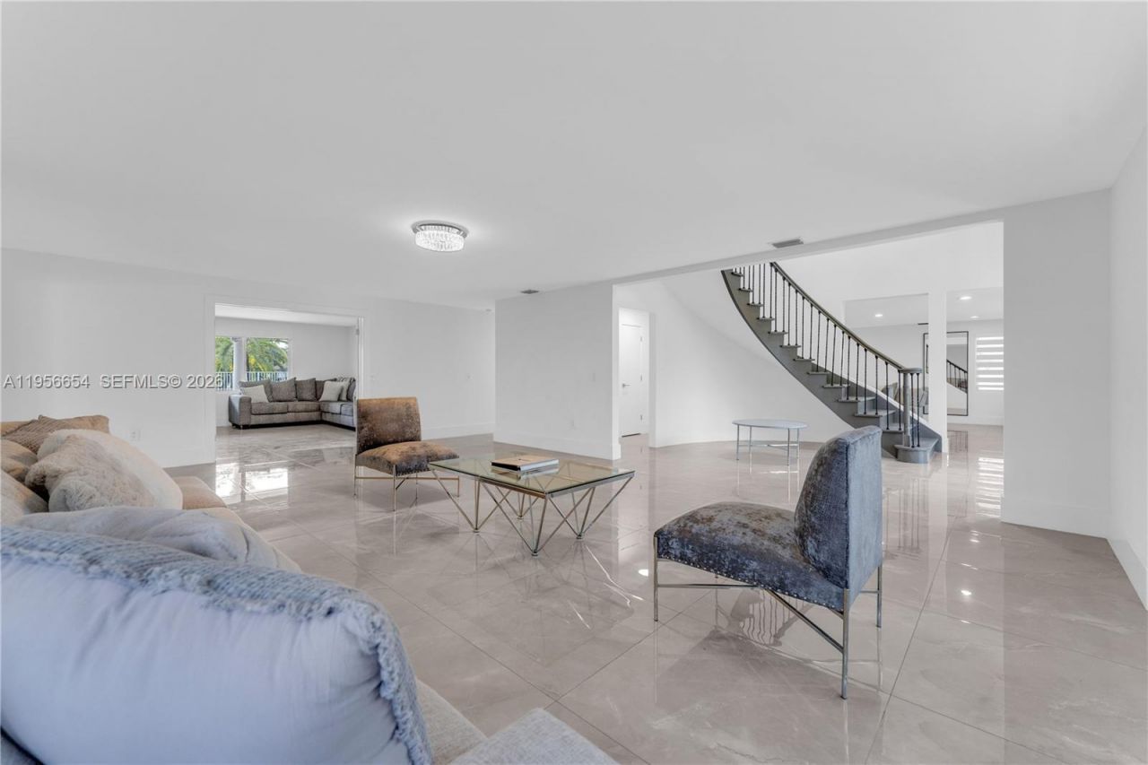 11824 SW 43rd Ct , Davie, FL 33330 Photo