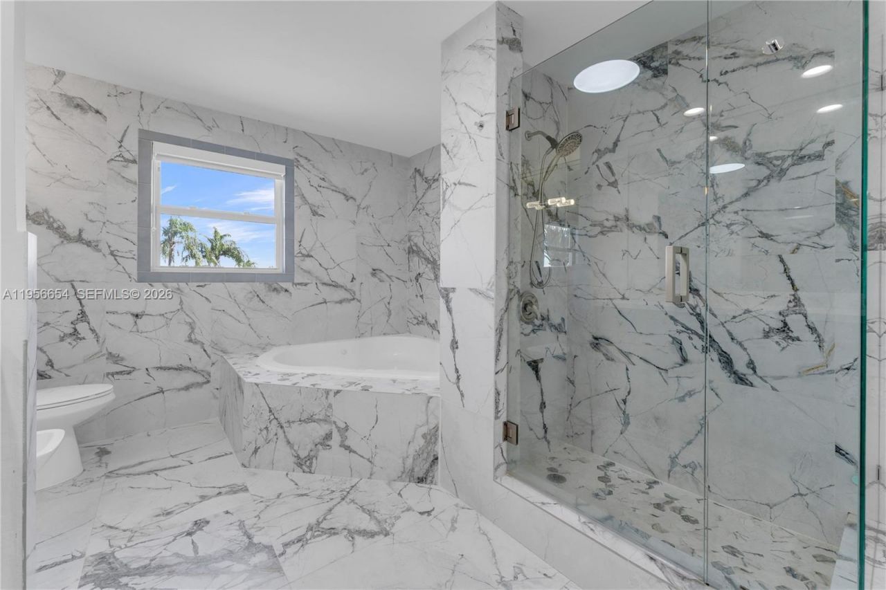 11824 SW 43rd Ct , Davie, FL 33330 Photo