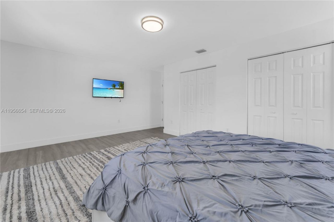 11824 SW 43rd Ct , Davie, FL 33330 Photo