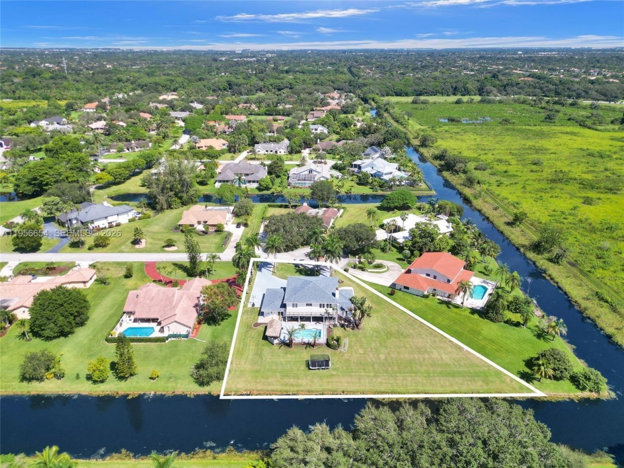 11824 SW 43rd Ct , Davie, FL 33330 Photo