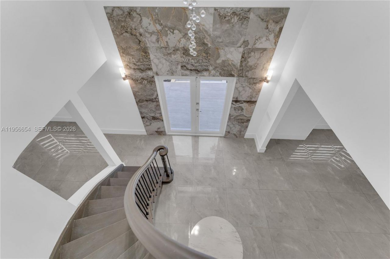 11824 SW 43rd Ct , Davie, FL 33330 Photo