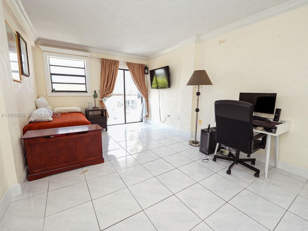 130 S Shore Dr, Unit 3C, Miami Beach, FL 33141 Photo