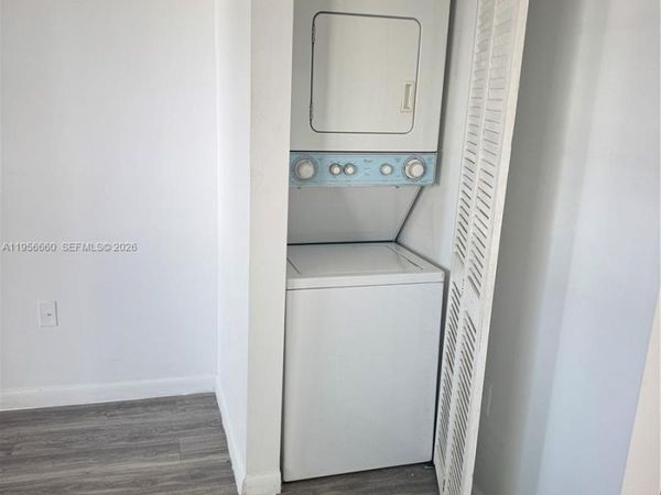 7130 Rue Versailles, Unit 4, Miami Beach, FL 33141