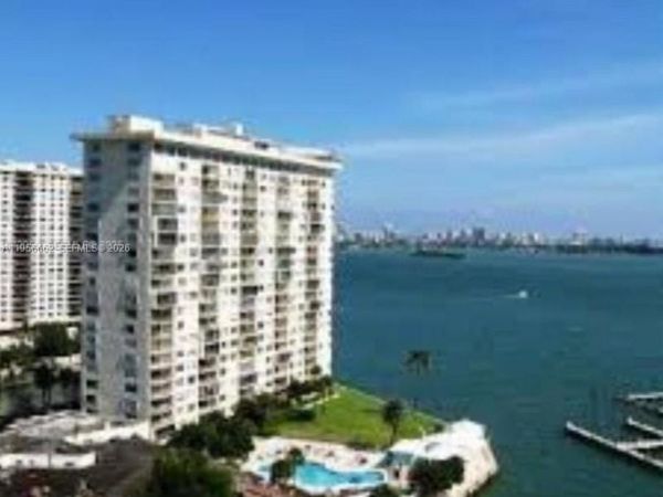 11111 Biscayne Blvd, Unit 4D, Miami, FL 33181